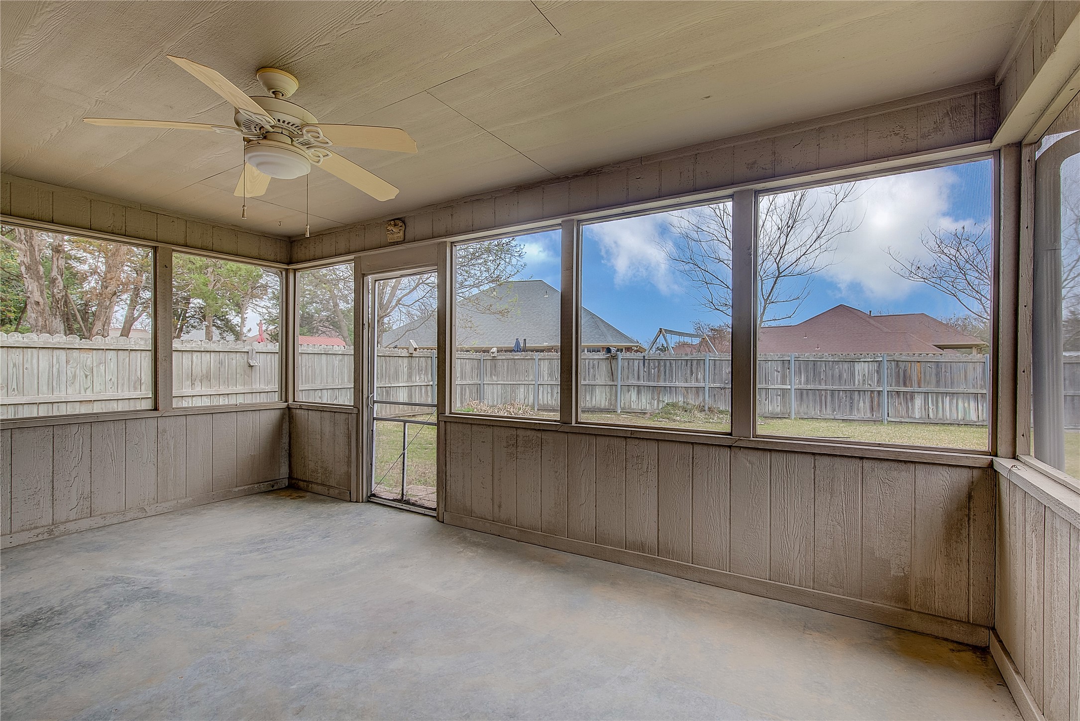 6911 Gold Street Greenville TX 75402