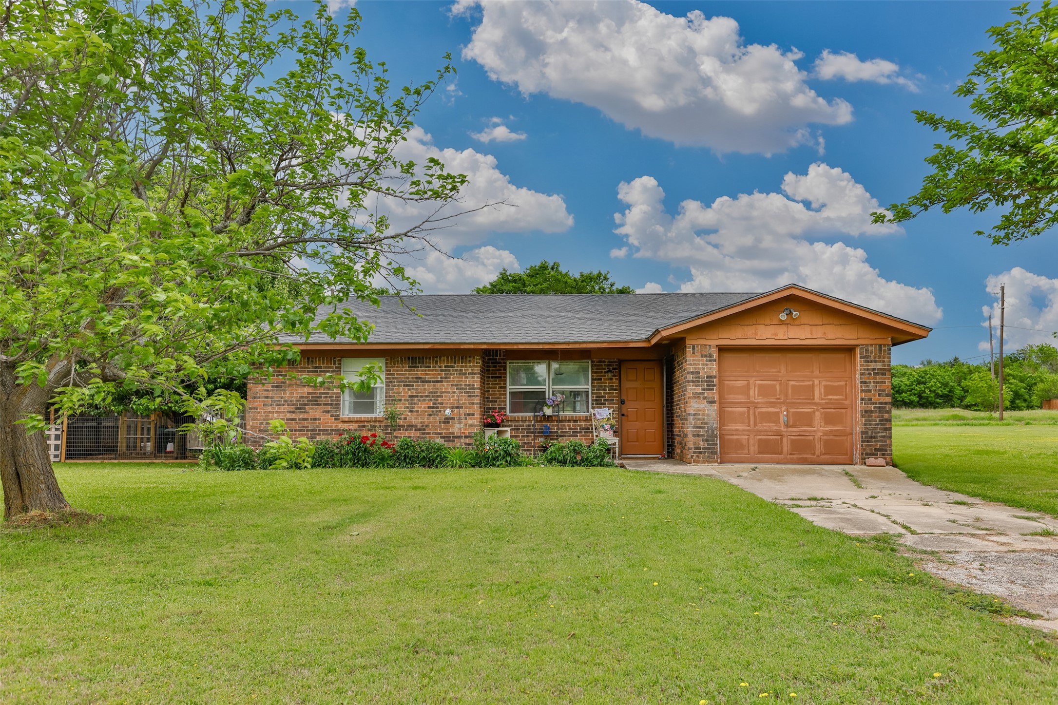 2212 Aspen Road Gainesville TX 76240