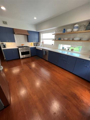 3232 Bellaire Drive W Fort Worth TX 76109