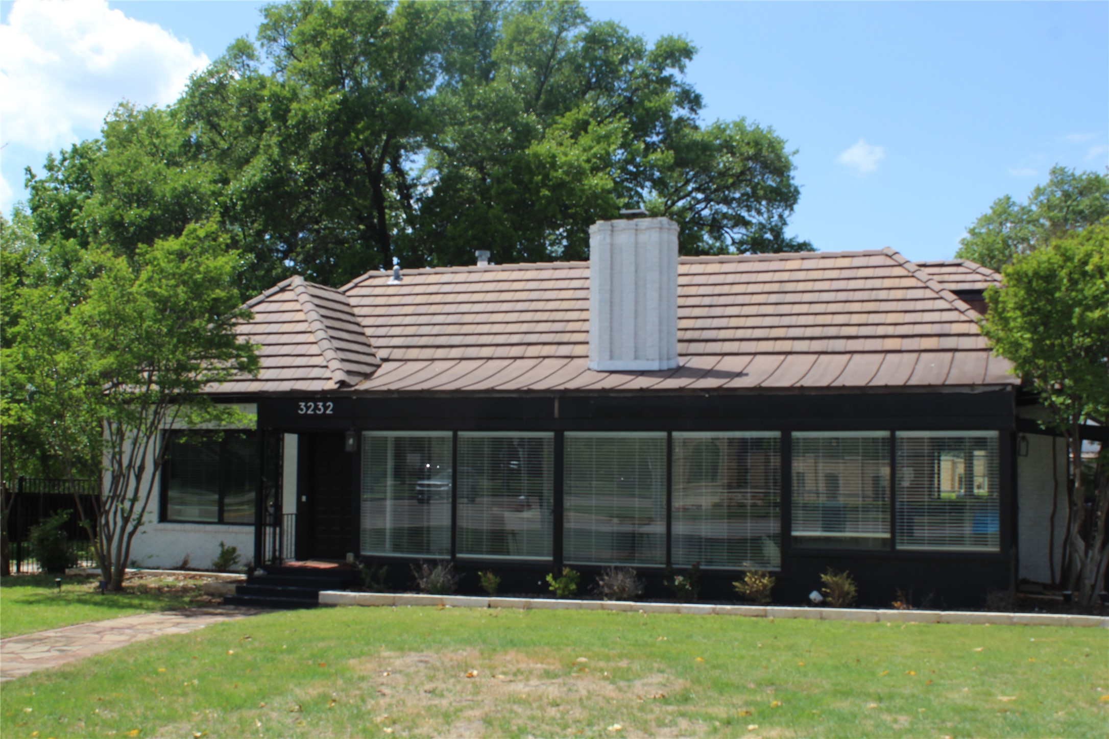 3232 Bellaire Drive W Fort Worth TX 76109