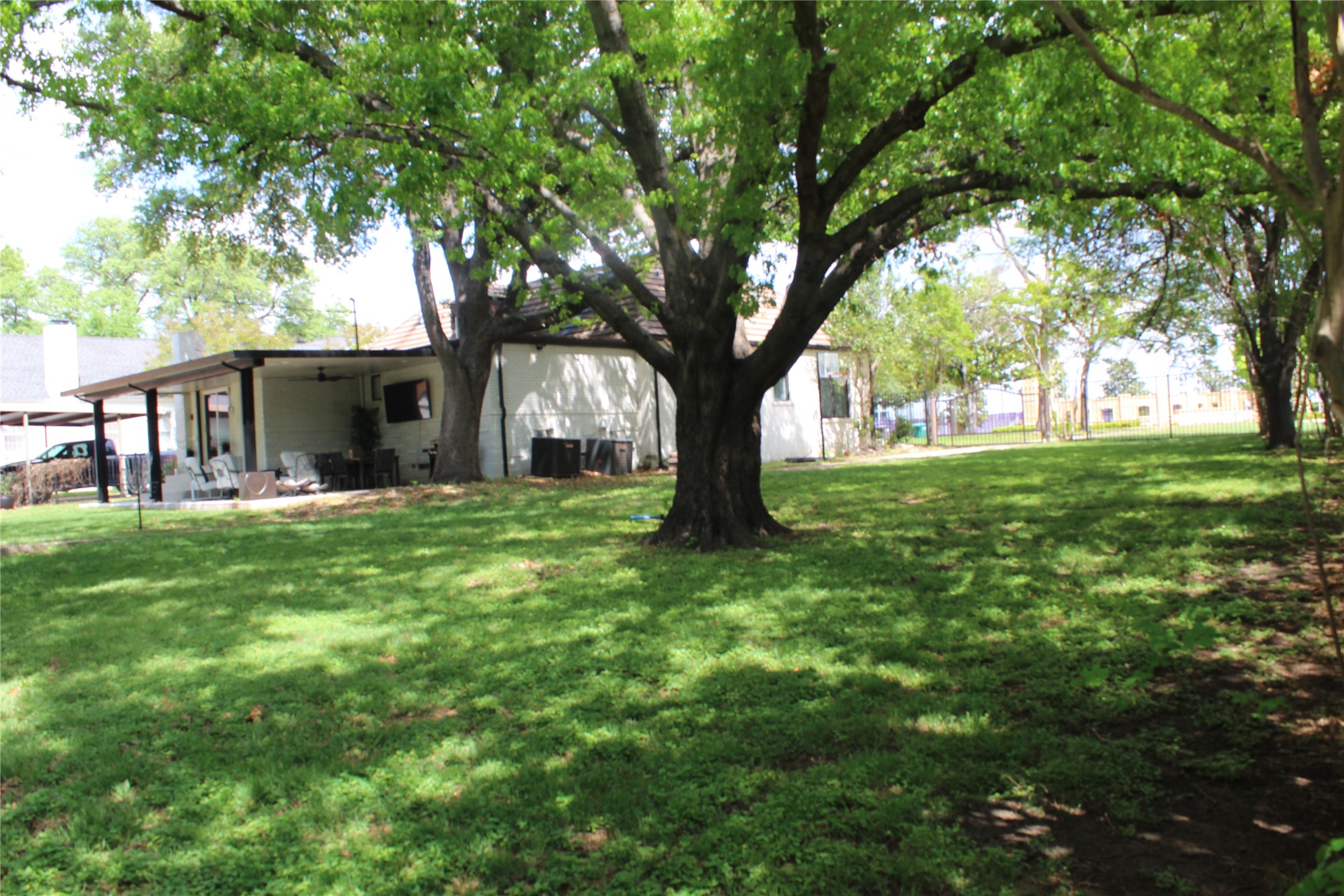 3232 Bellaire Drive W Fort Worth TX 76109