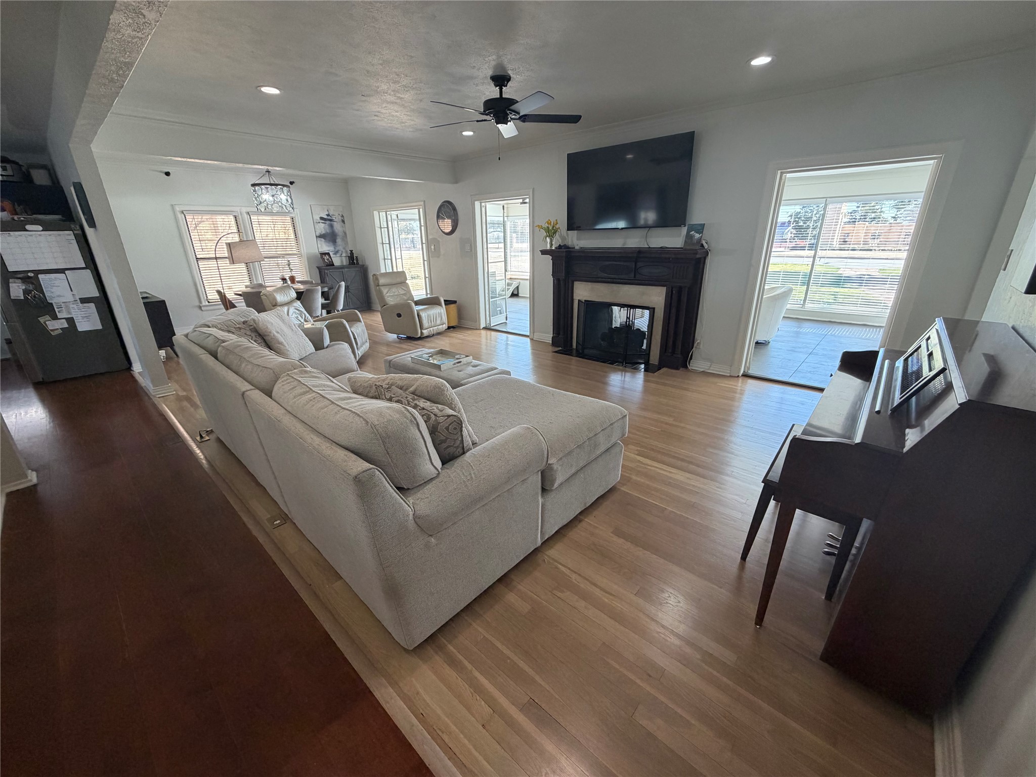 3232 Bellaire Drive W Fort Worth TX 76109
