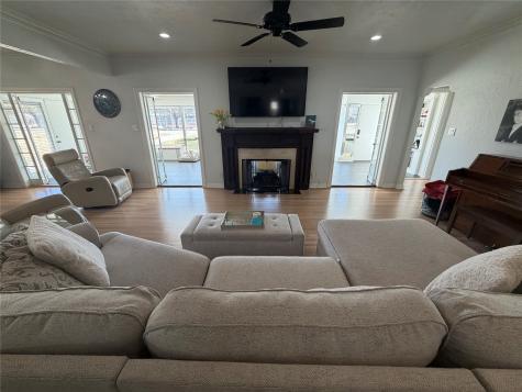 3232 Bellaire Drive W Fort Worth TX 76109