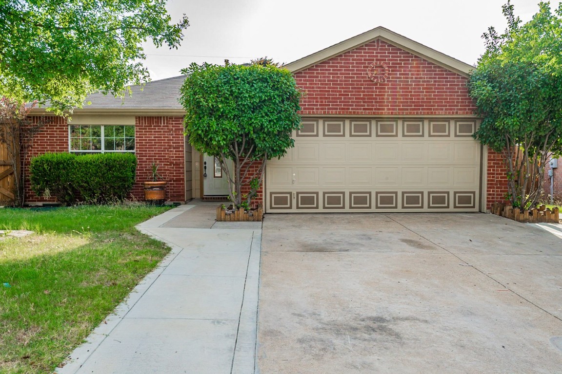 4819 Derby Lane Dallas TX 75227