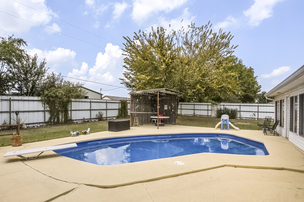 111 Kirk Road Midlothian TX 76065