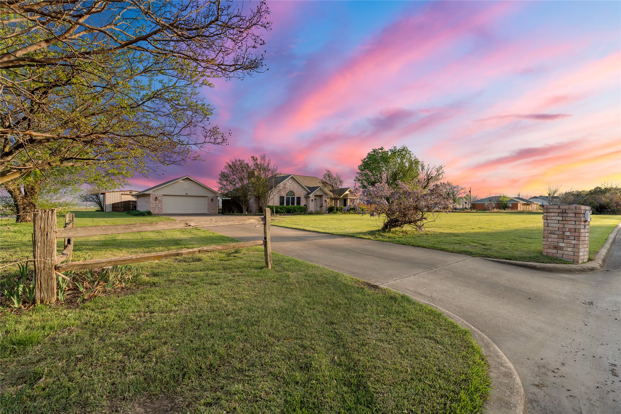 395 Lazy Acres Drive Woodway TX 76712