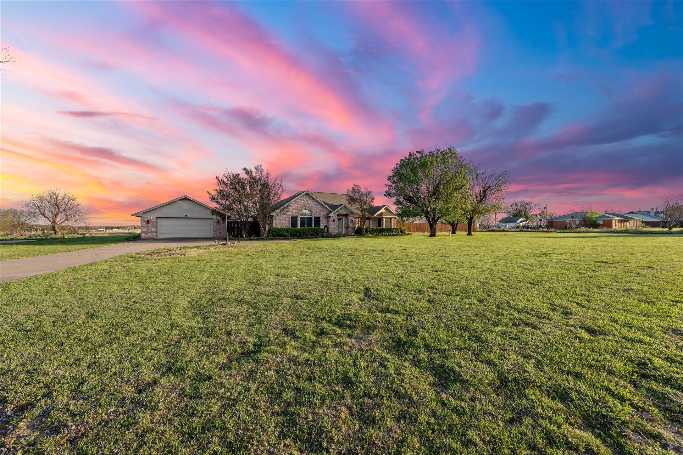 395 Lazy Acres Drive Woodway TX 76712