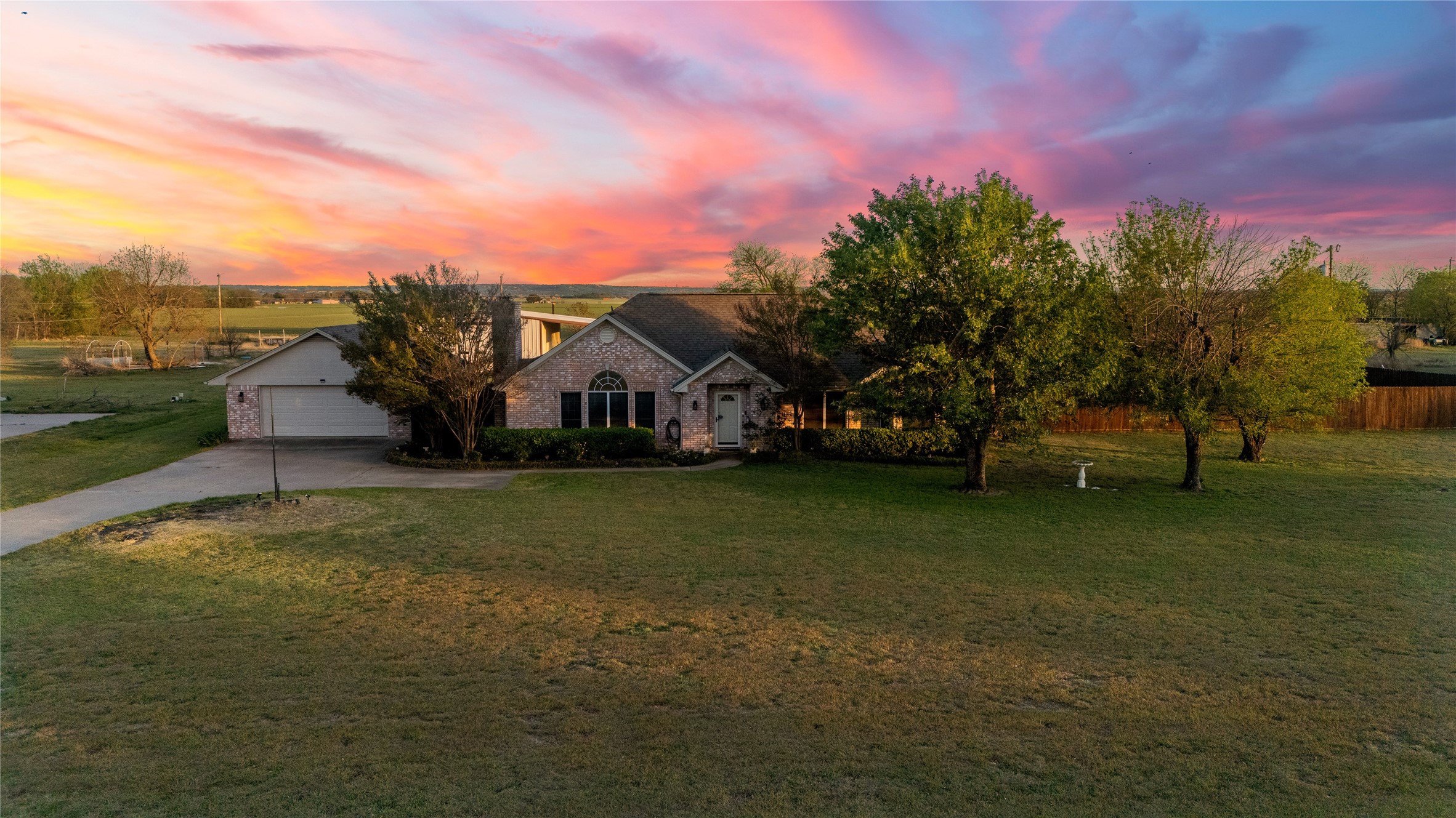 395 Lazy Acres Drive Woodway TX 76712
