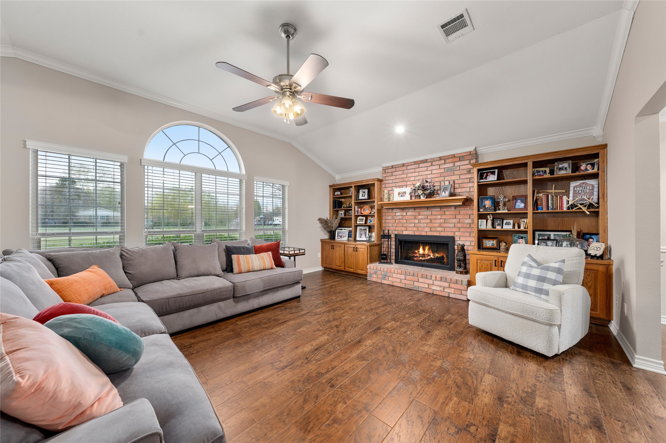395 Lazy Acres Drive Woodway TX 76712