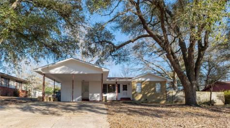 500 Avalon Drive Gladewater TX 75647