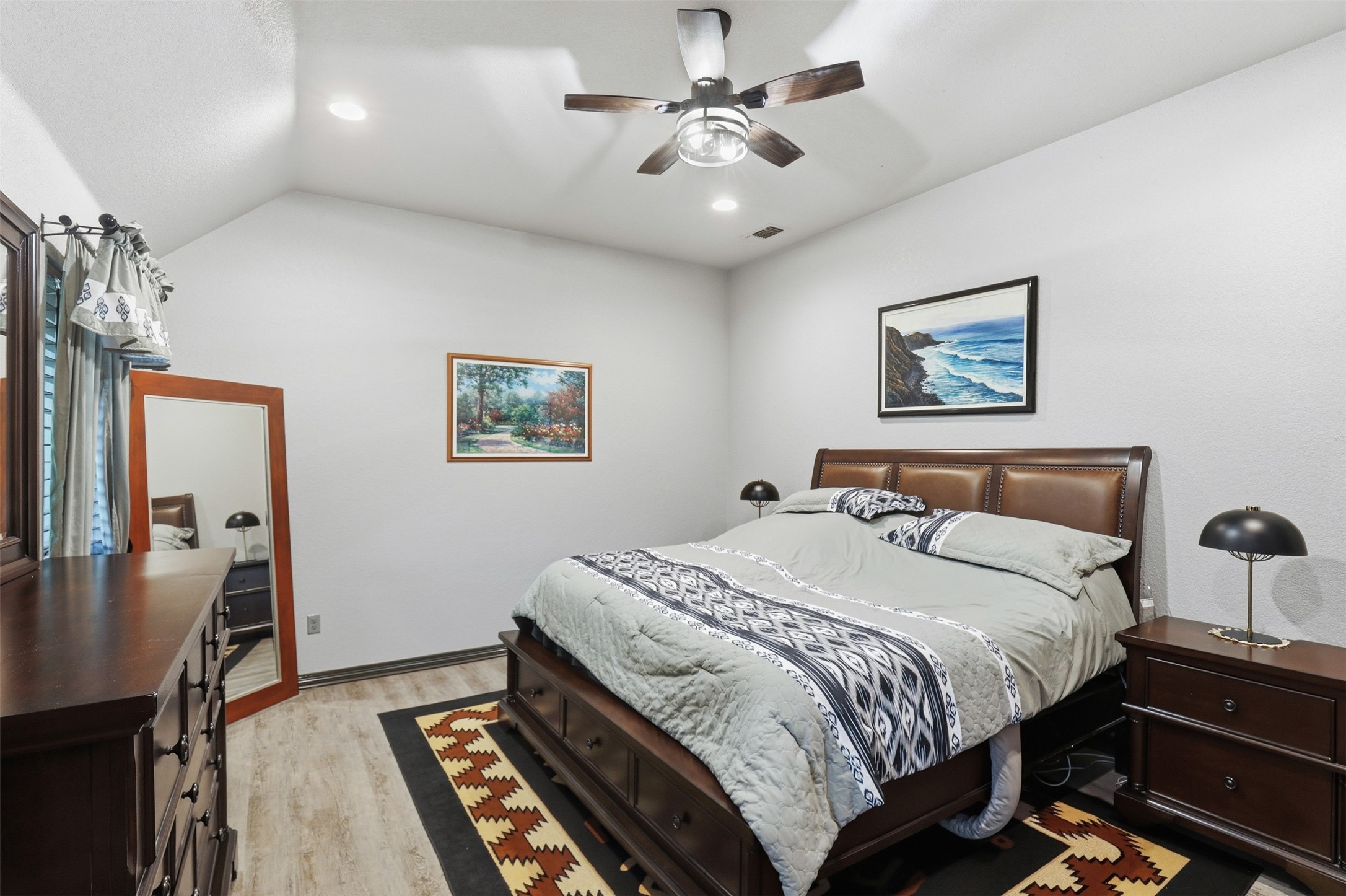 8904 Woodlawn Drive Granbury TX 76049