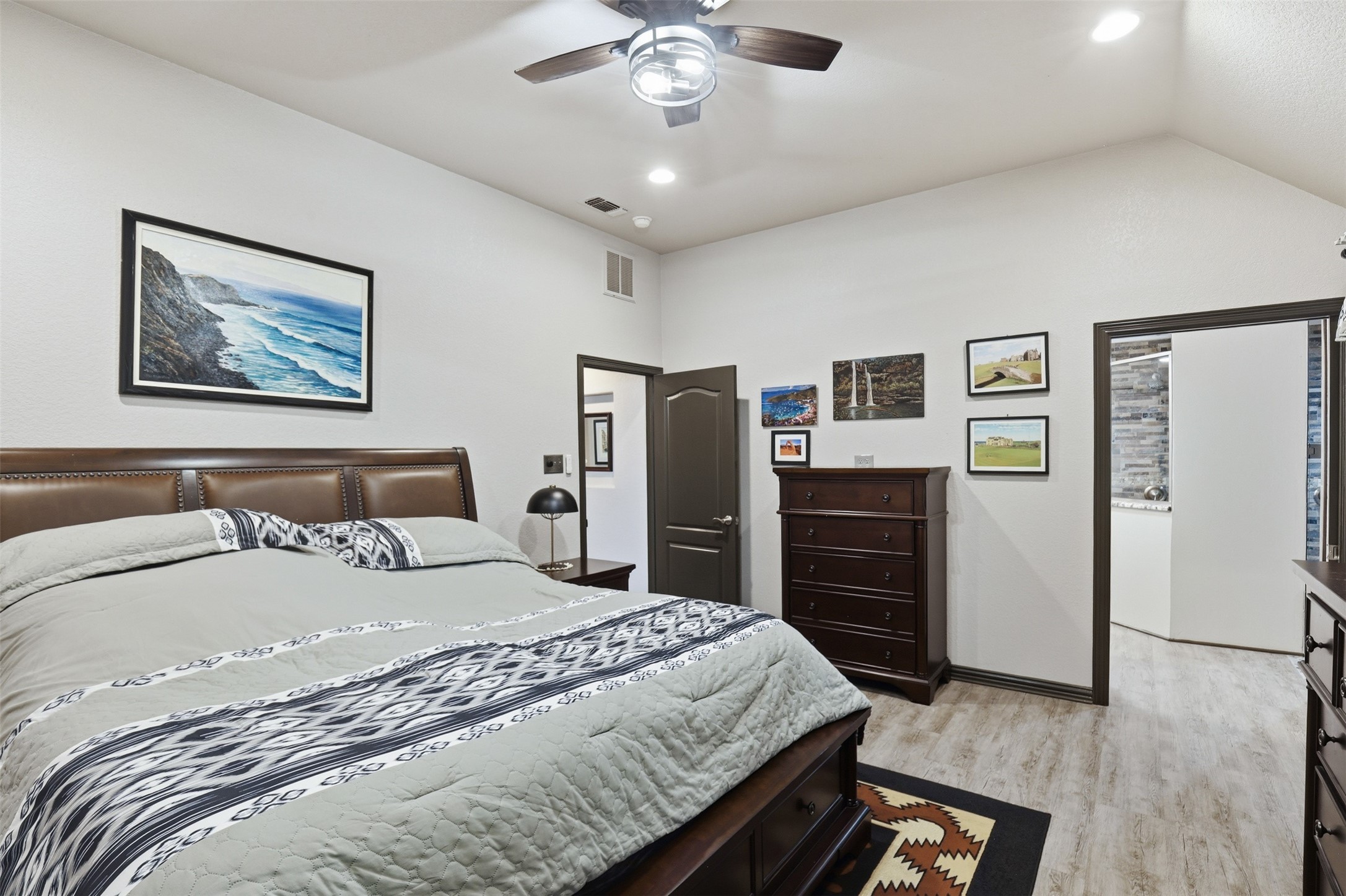 8904 Woodlawn Drive Granbury TX 76049