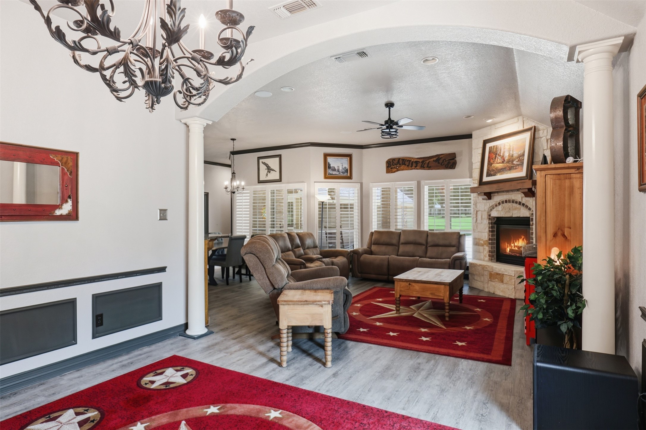 8904 Woodlawn Drive Granbury TX 76049