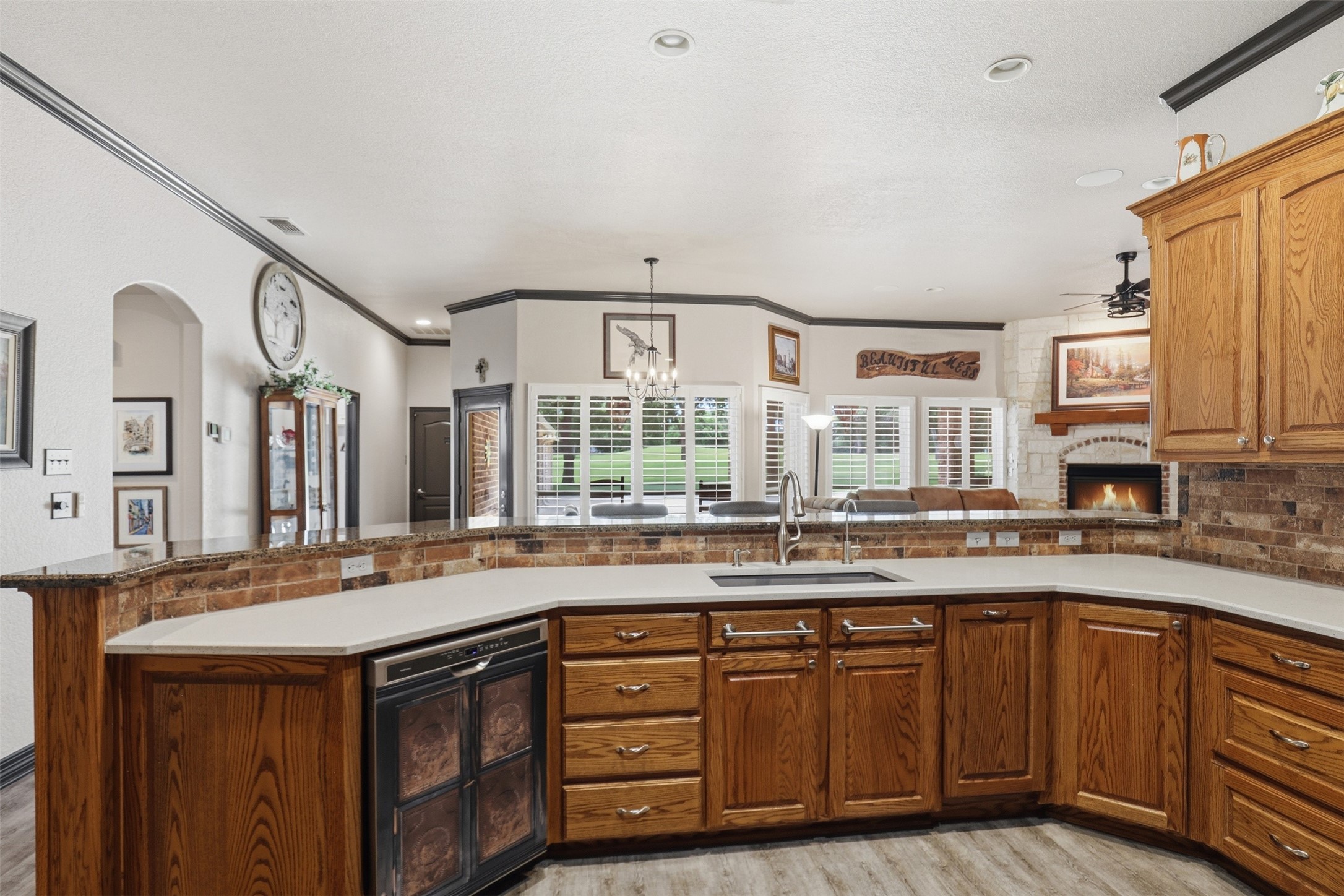 8904 Woodlawn Drive Granbury TX 76049
