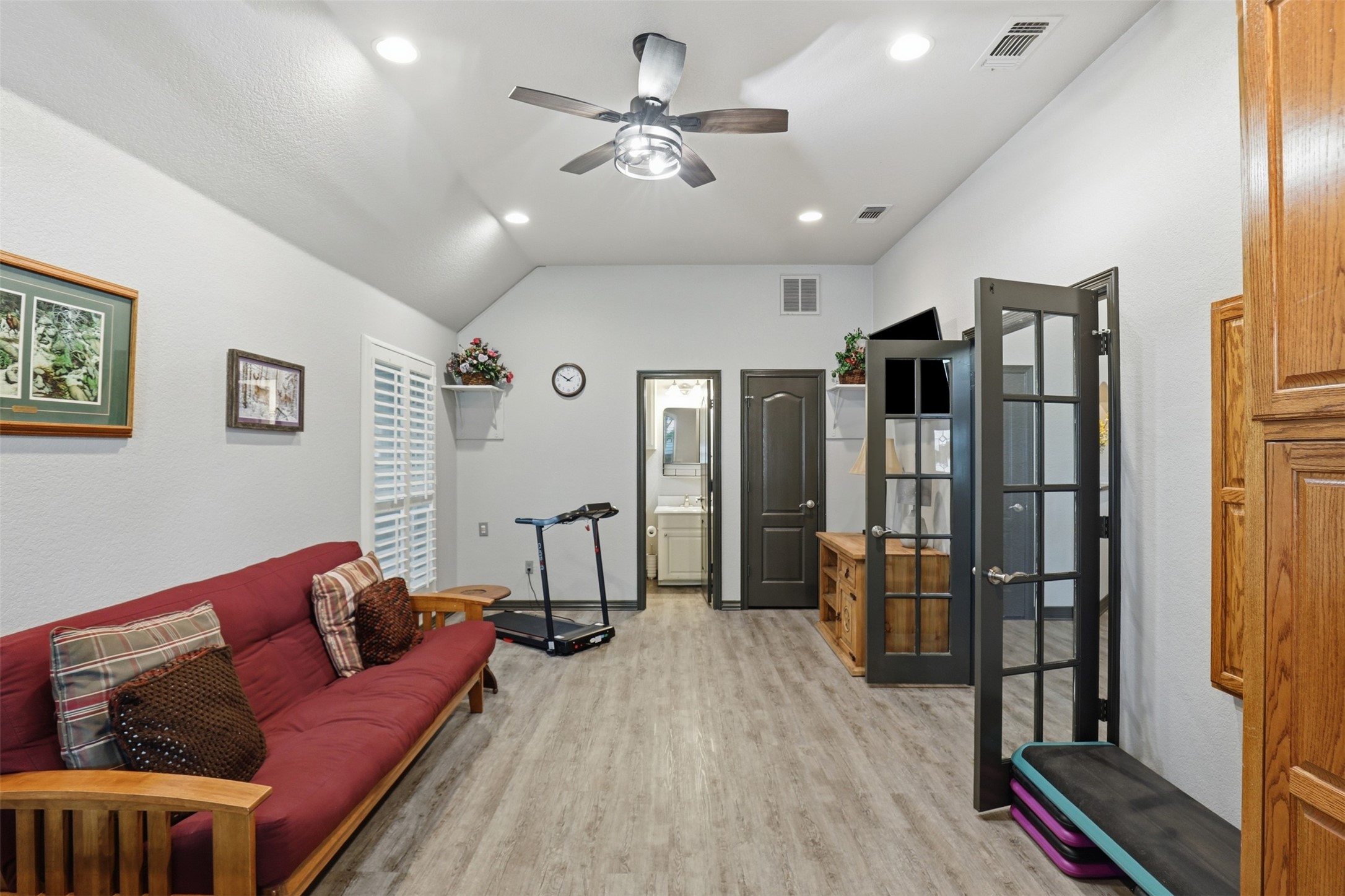 8904 Woodlawn Drive Granbury TX 76049