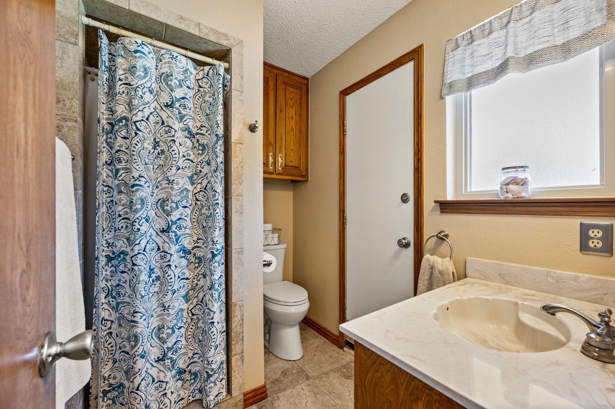 517 Highland Park Drive Hurst TX 76054