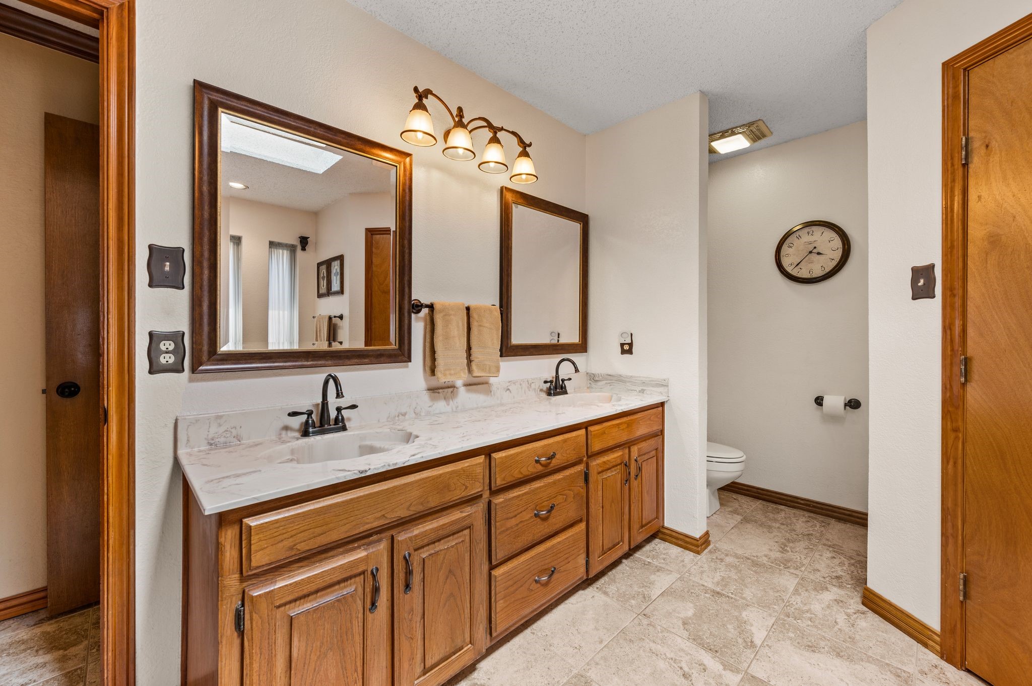 517 Highland Park Drive Hurst TX 76054