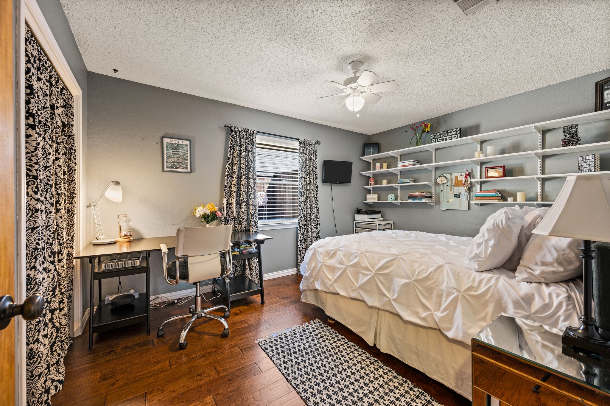 517 Highland Park Drive Hurst TX 76054