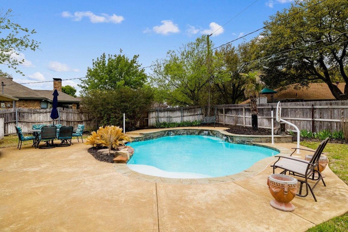 732 Owens Drive Crowley TX 76036