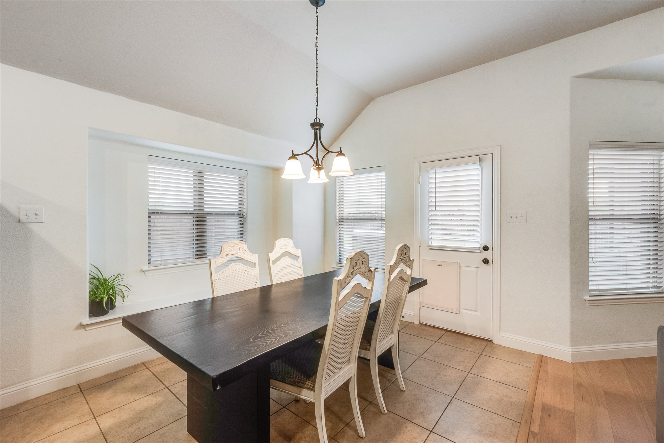 928 Mcgehee Court Fate TX 75087