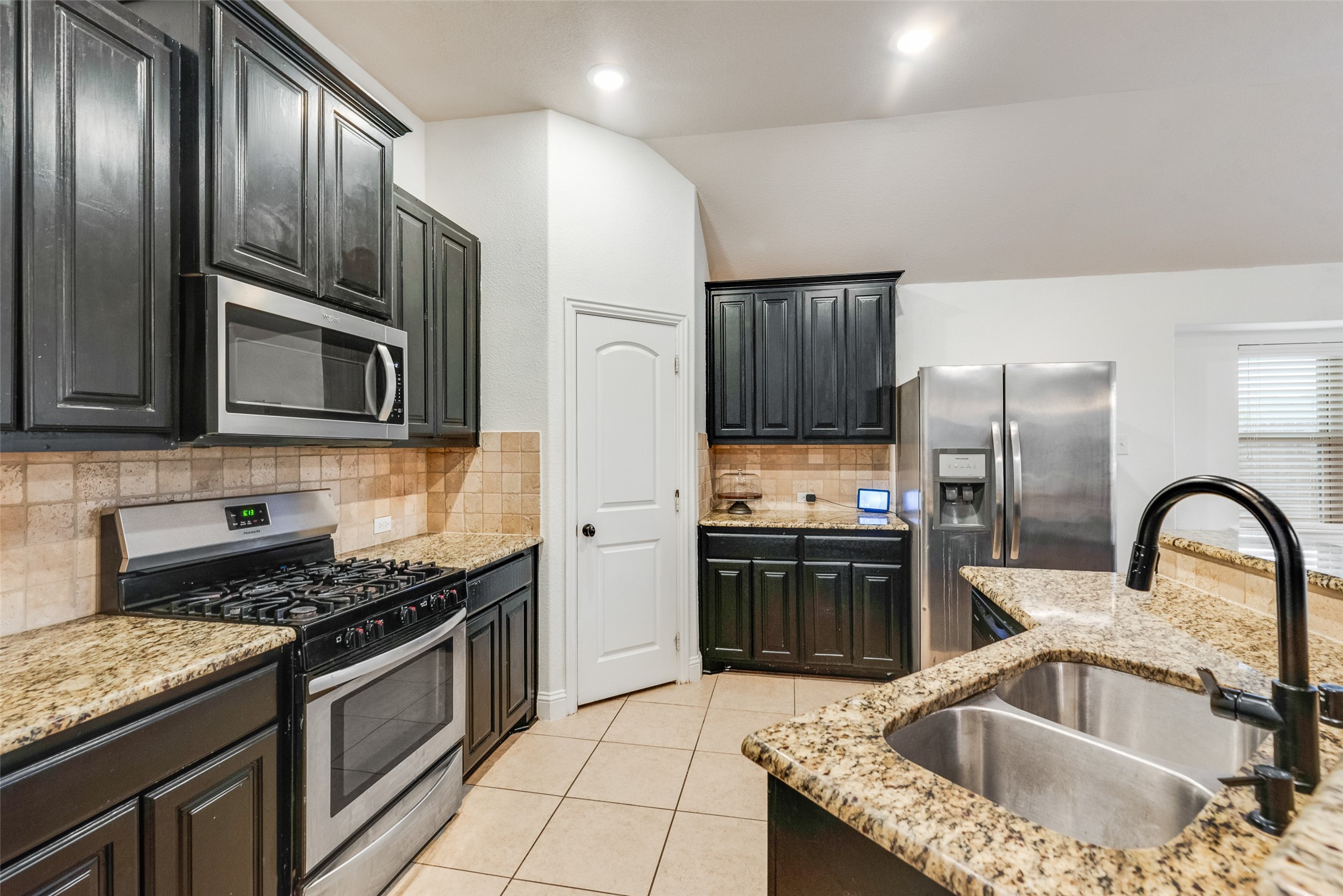 928 Mcgehee Court Fate TX 75087