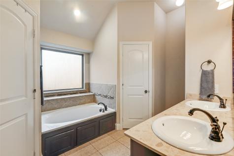 928 Mcgehee Court Fate TX 75087