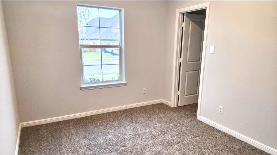 109 Trinity Street Grandview TX 76050