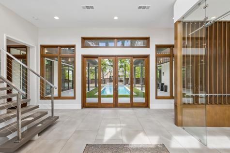 548 Oak Grove Lane Coppell TX 75019