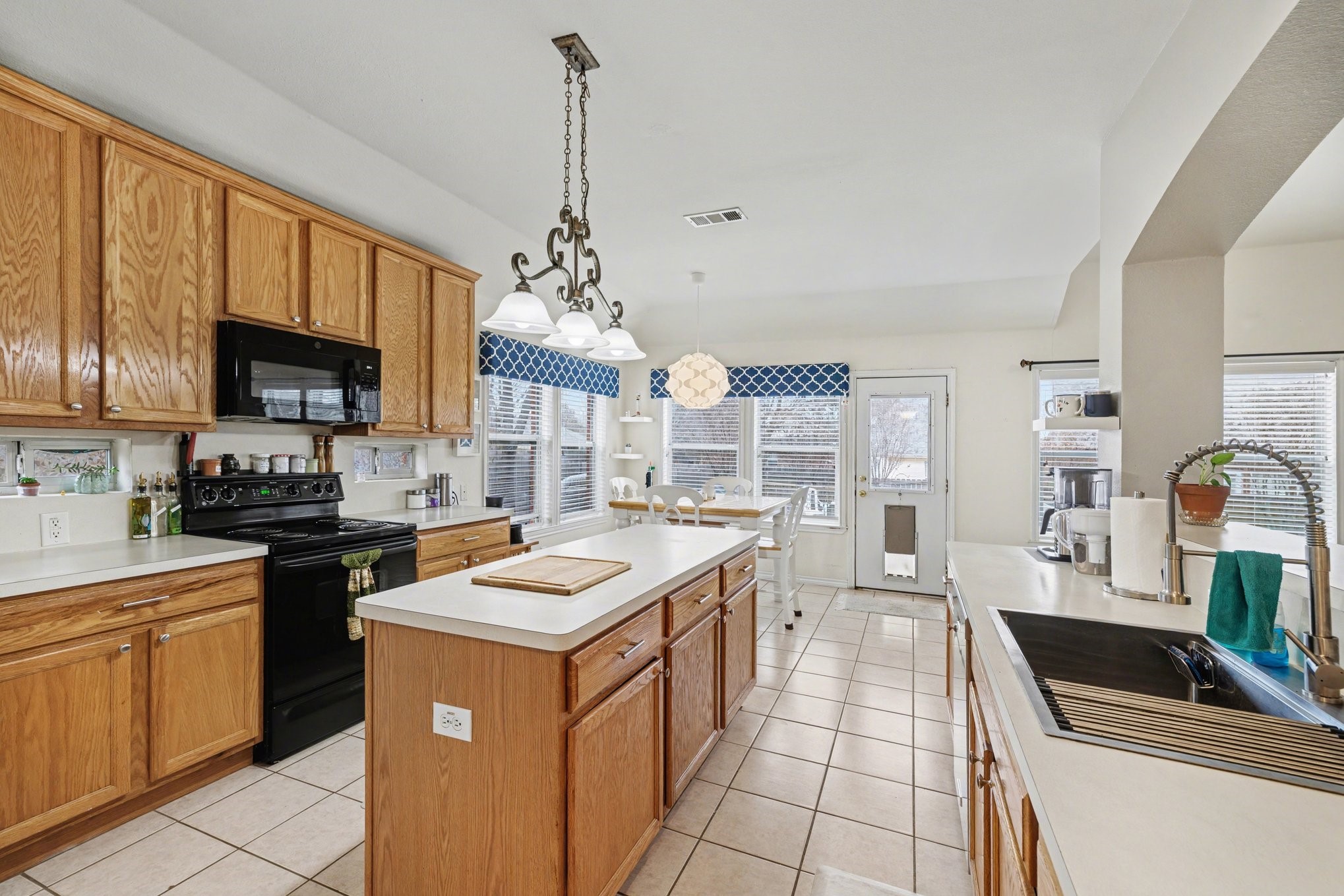 3509 Mustang Drive Denton TX 76210