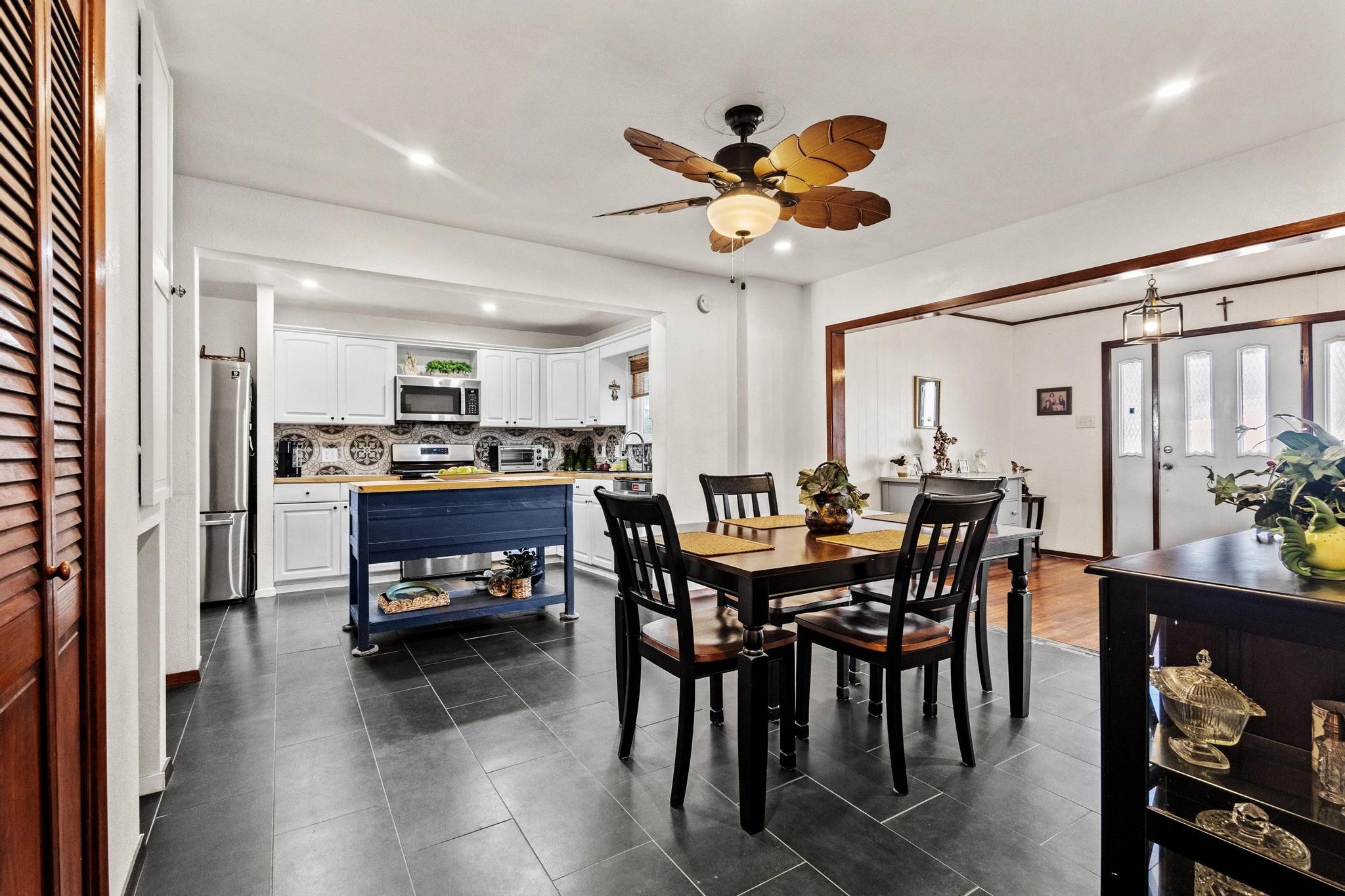 422 W Acheson Denison TX 75020