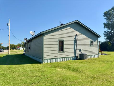 200 E South Street Trenton TX 75490