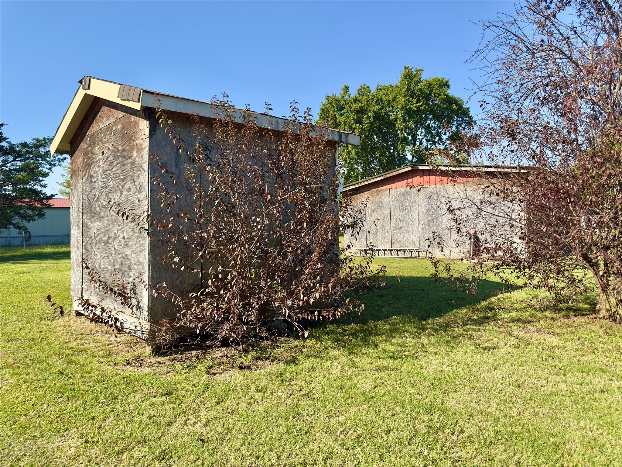 200 E South Street Trenton TX 75490