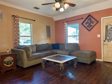200 E South Street Trenton TX 75490