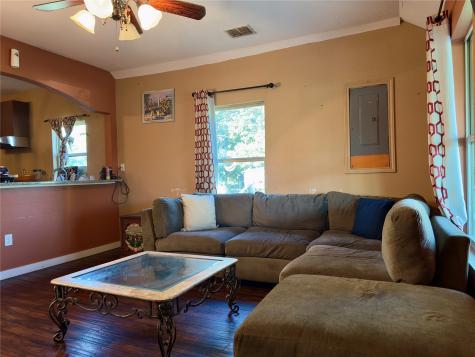 200 E South Street Trenton TX 75490
