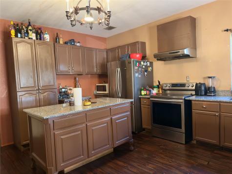 200 E South Street Trenton TX 75490