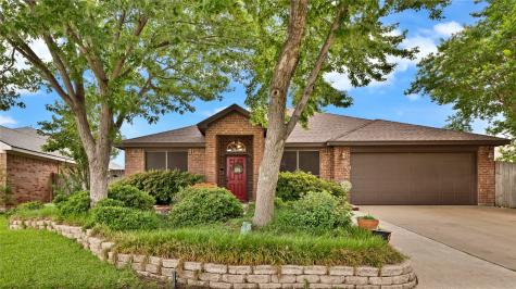 529 Cambridge Drive Saginaw TX 76179