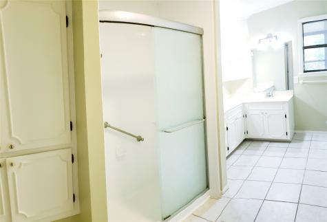401 S Timberlane Lone Star TX 75638