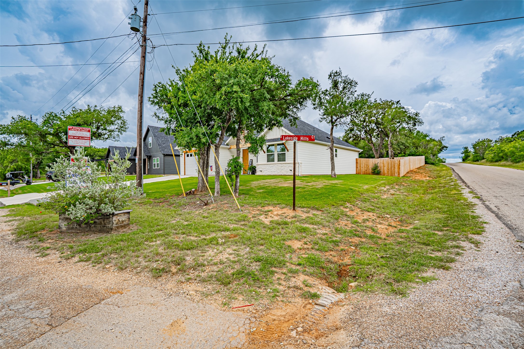 5900 S Lakeside Hills Court Granbury TX 76048