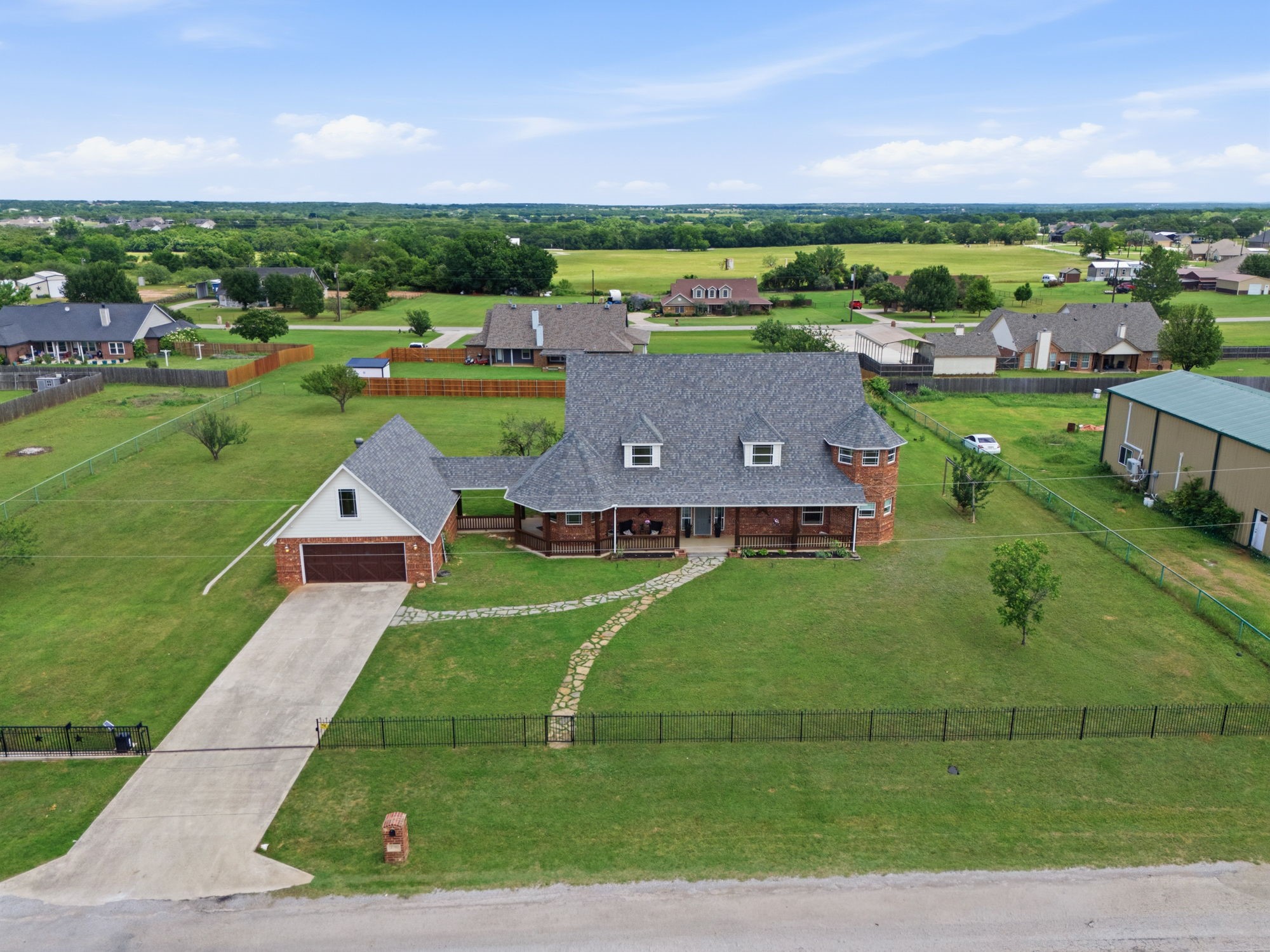 250 Newfield Lane Springtown TX 76082