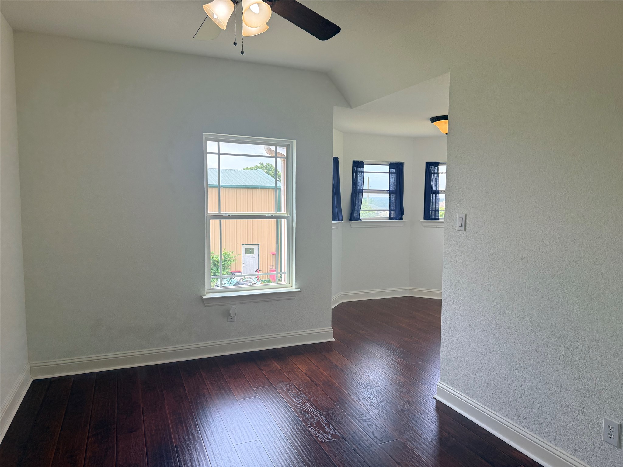 250 Newfield Lane Springtown TX 76082