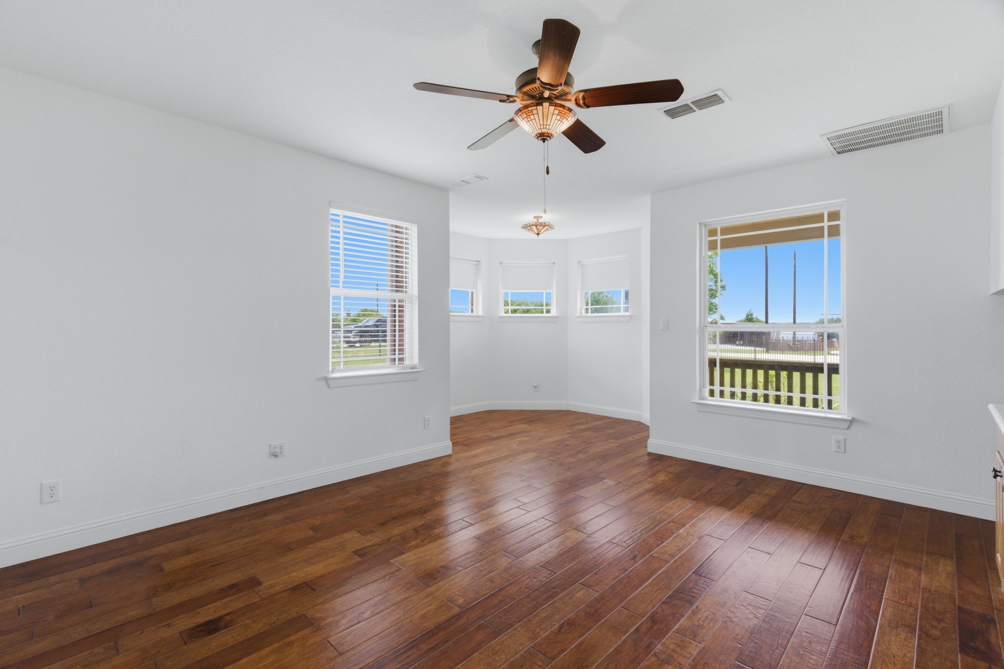 250 Newfield Lane Springtown TX 76082