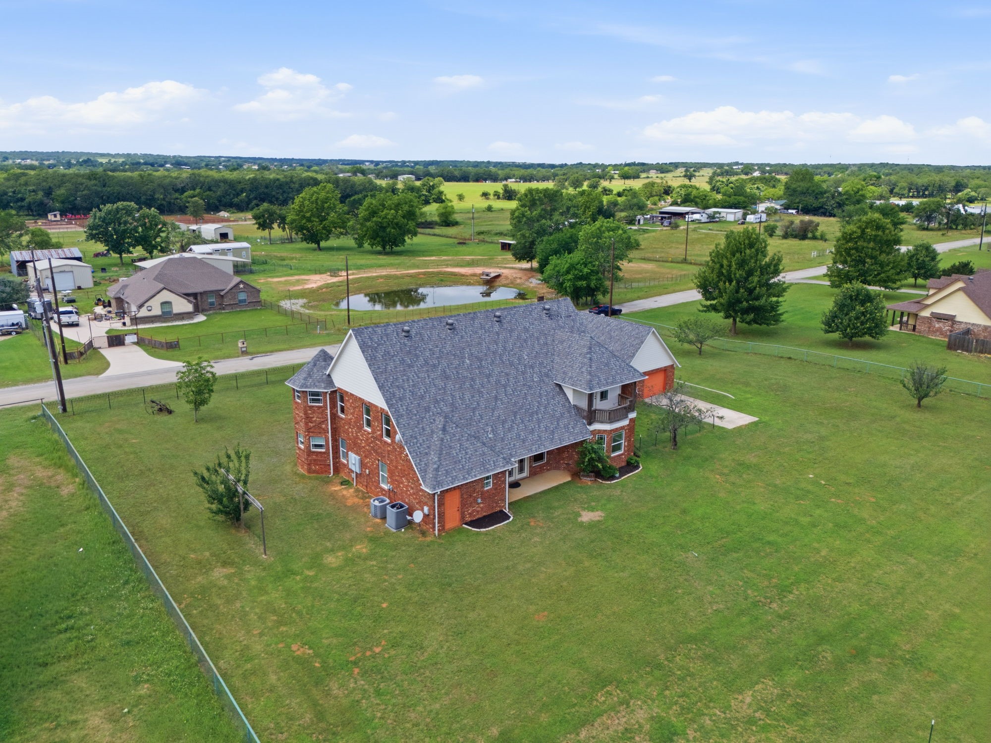 250 Newfield Lane Springtown TX 76082
