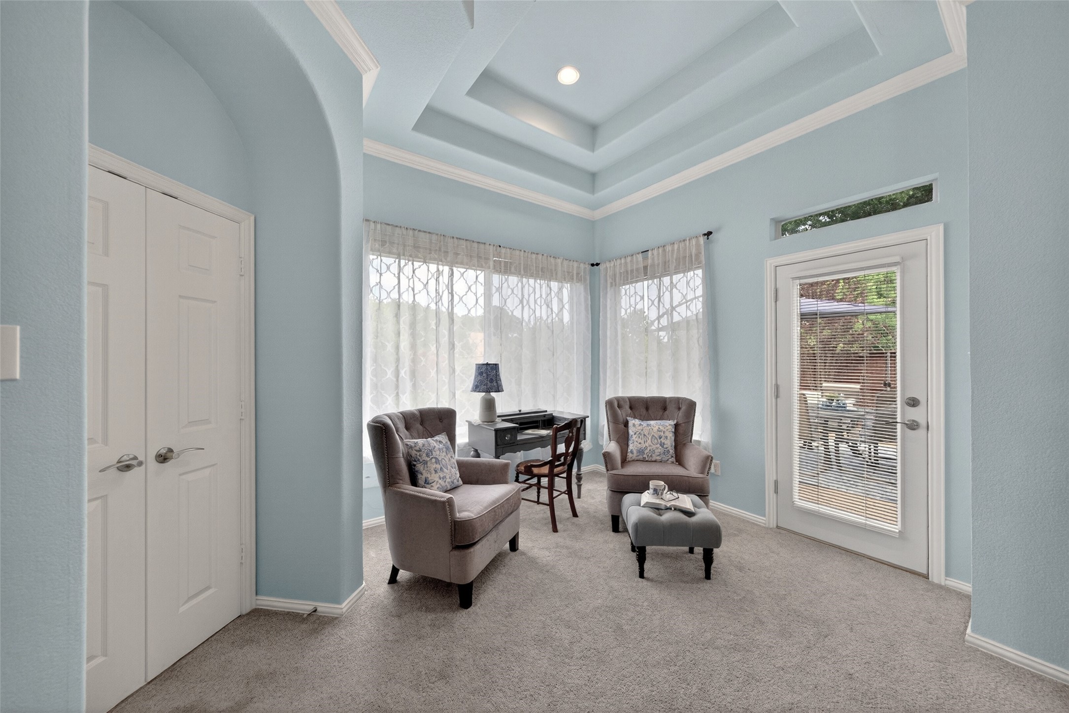 2704 Lakesedge Drive Mckinney TX 75072