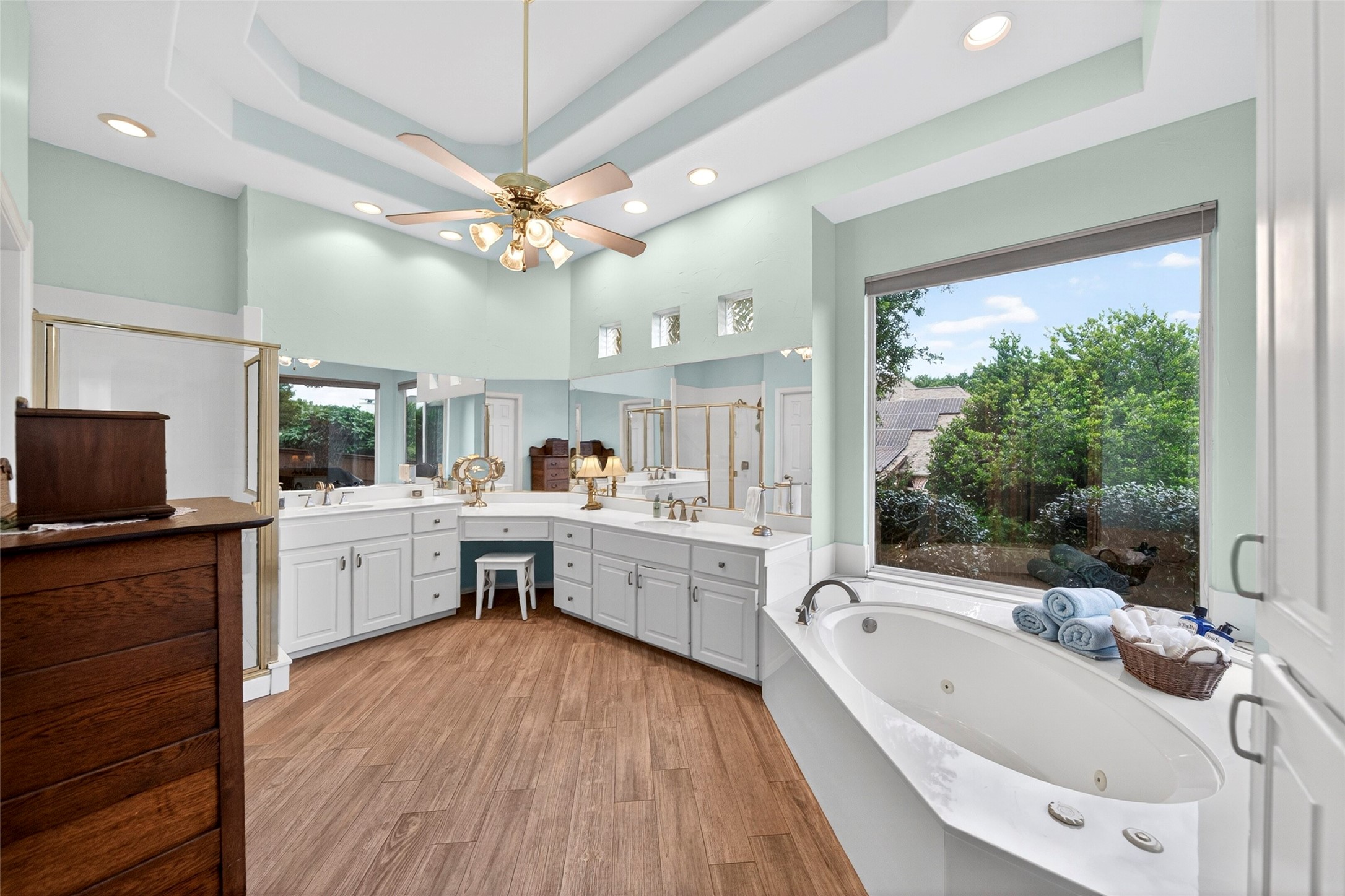 2704 Lakesedge Drive Mckinney TX 75072