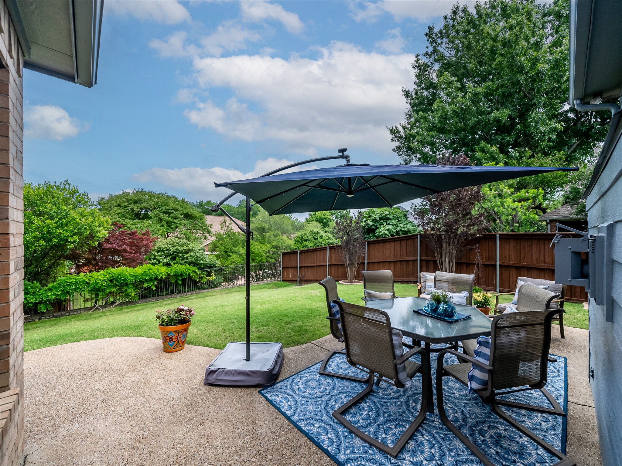 2704 Lakesedge Drive Mckinney TX 75072