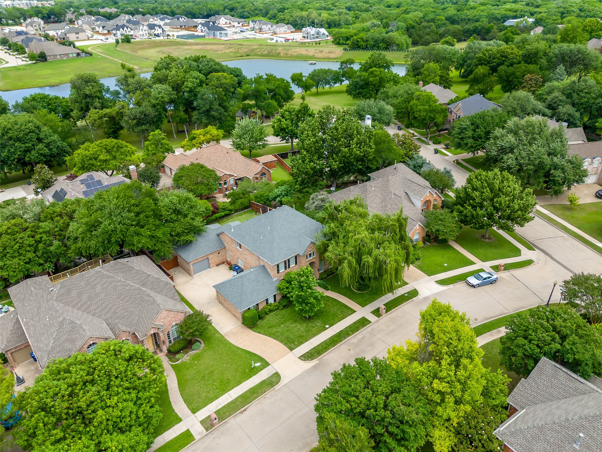 2704 Lakesedge Drive Mckinney TX 75072