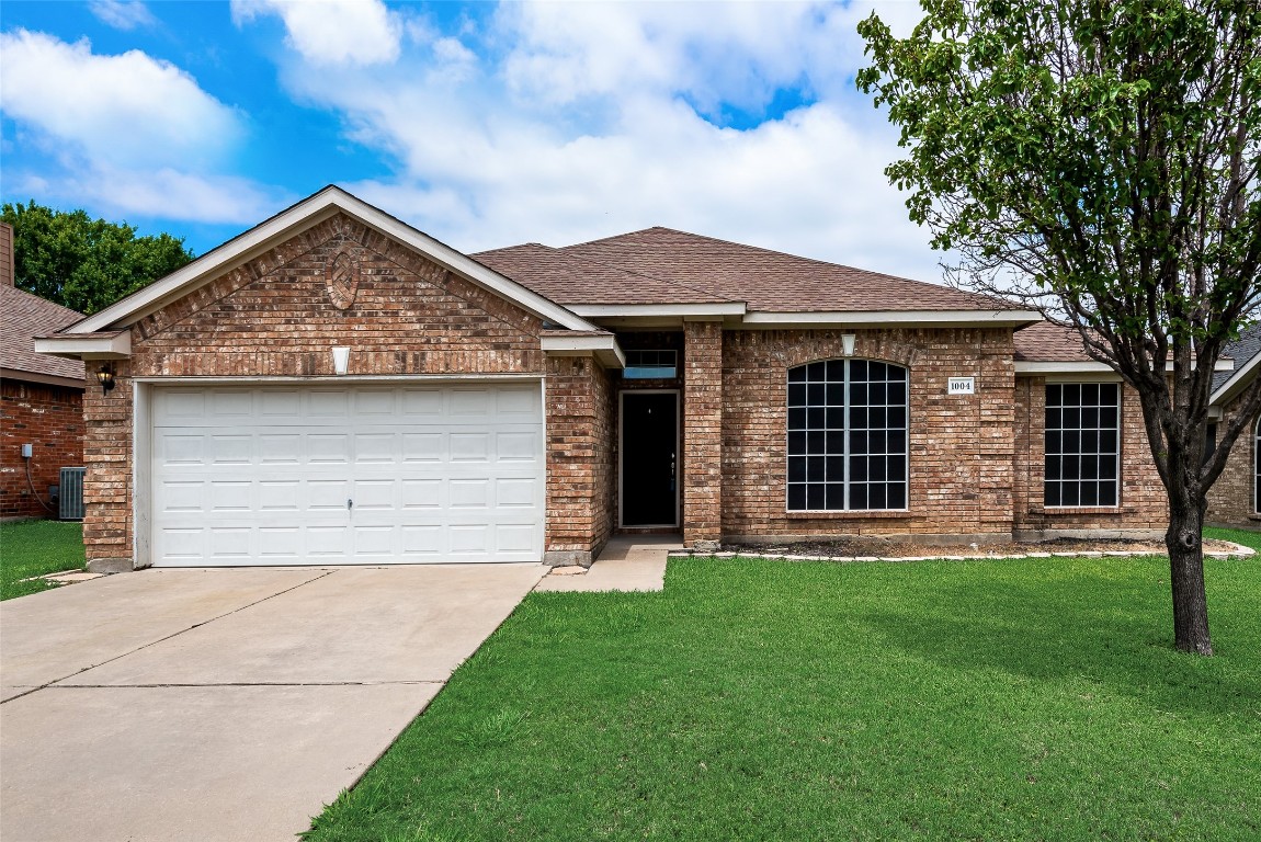 1004 Cutting Horse Drive Mansfield TX 76063