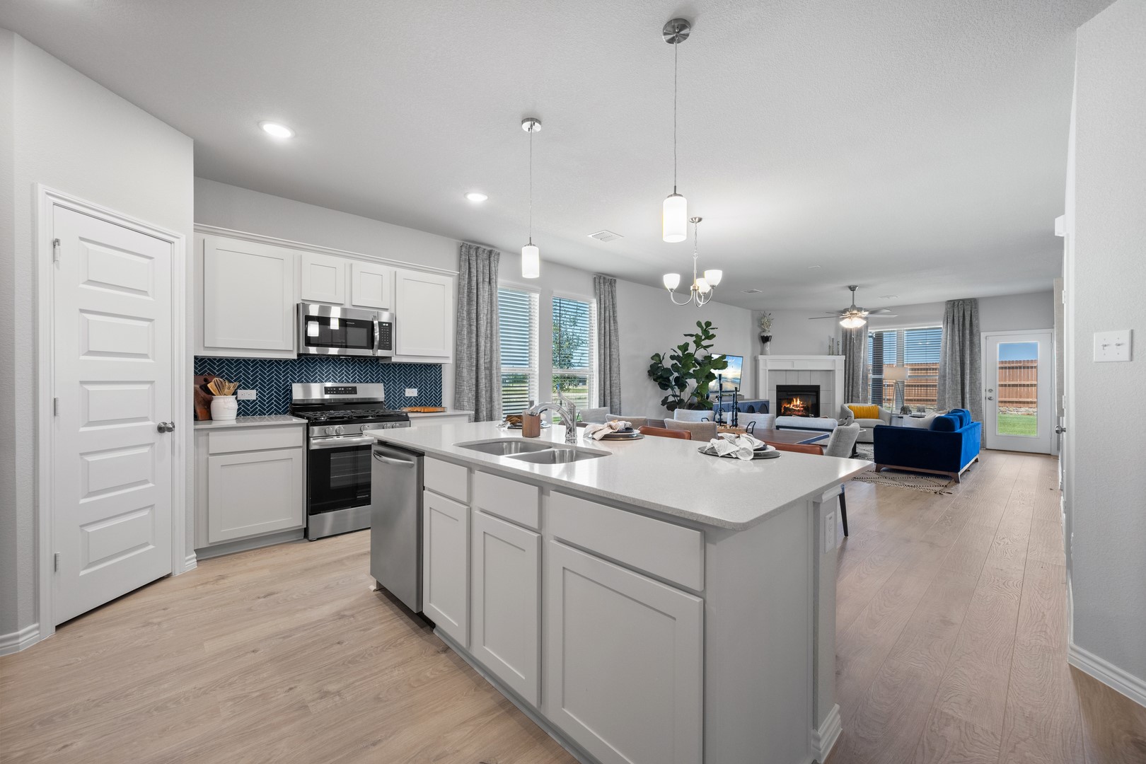 1808 Apache Circle Cleburne TX 76033