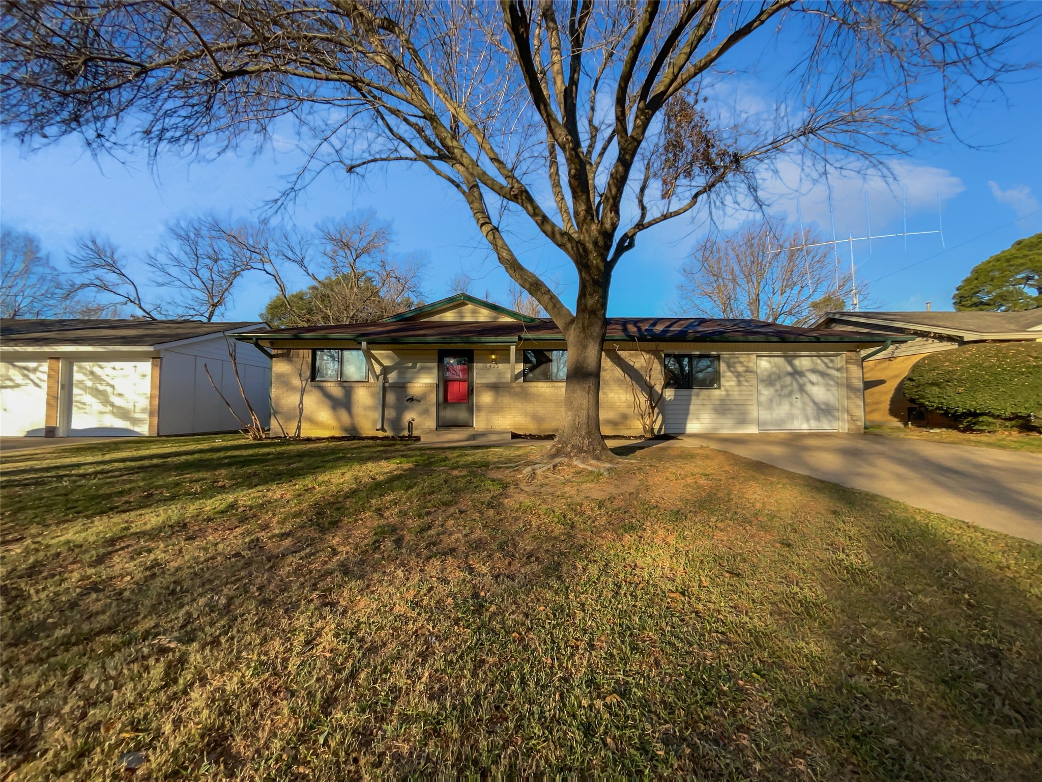 2422 Kingston Street Arlington TX 76015