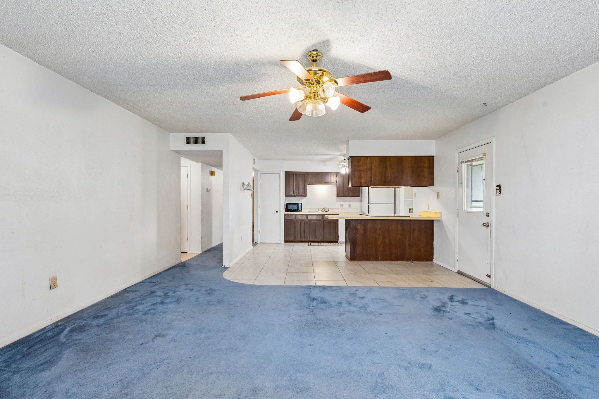 122 Cimarron Lane Arlington TX 76014
